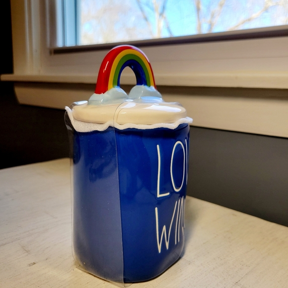 Rae Dunn LOVE WINS Rainbow 🌈 Topper Mug - Picture 3 of 4